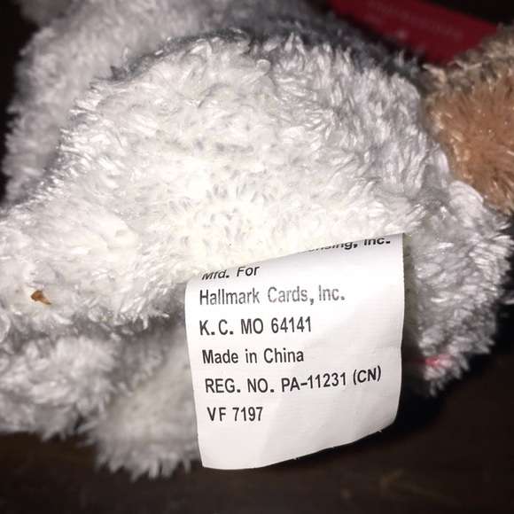 Mini kiss kiss puppies NWT hallmark Christmas 🎄 - Picture 6 of 7